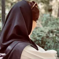 نیلوفر احمدی