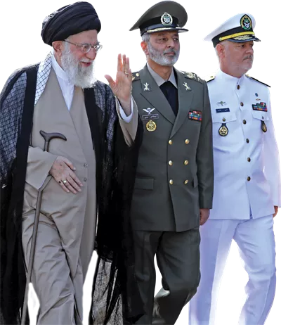 عکس دوربری شده آیت الله خامنه ای و فرماندهان نیروی دریایی