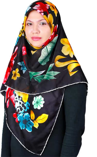 عکس دوربری شده مدل زن ایرانی با حجاب