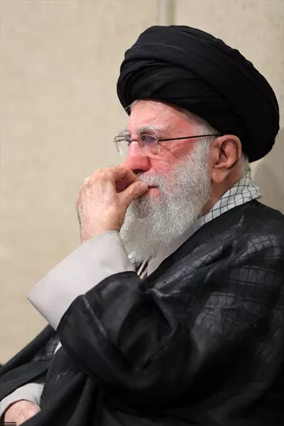 تصویر با کیفیت آیت الله خامنه ای رهبر معظم