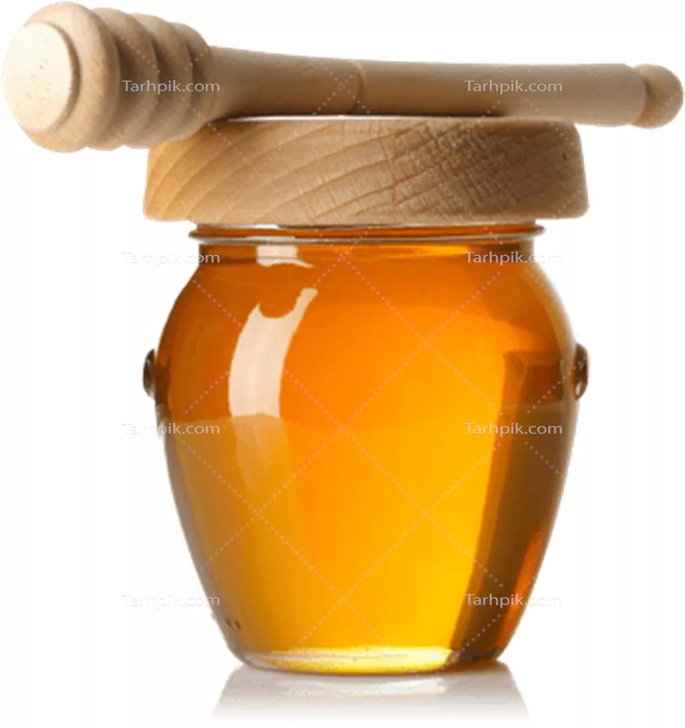 عکس دوربری ظرف شیشه ای با در چوبی عسل صبحانه و قاشق چوبی مخصوص روی شیشه