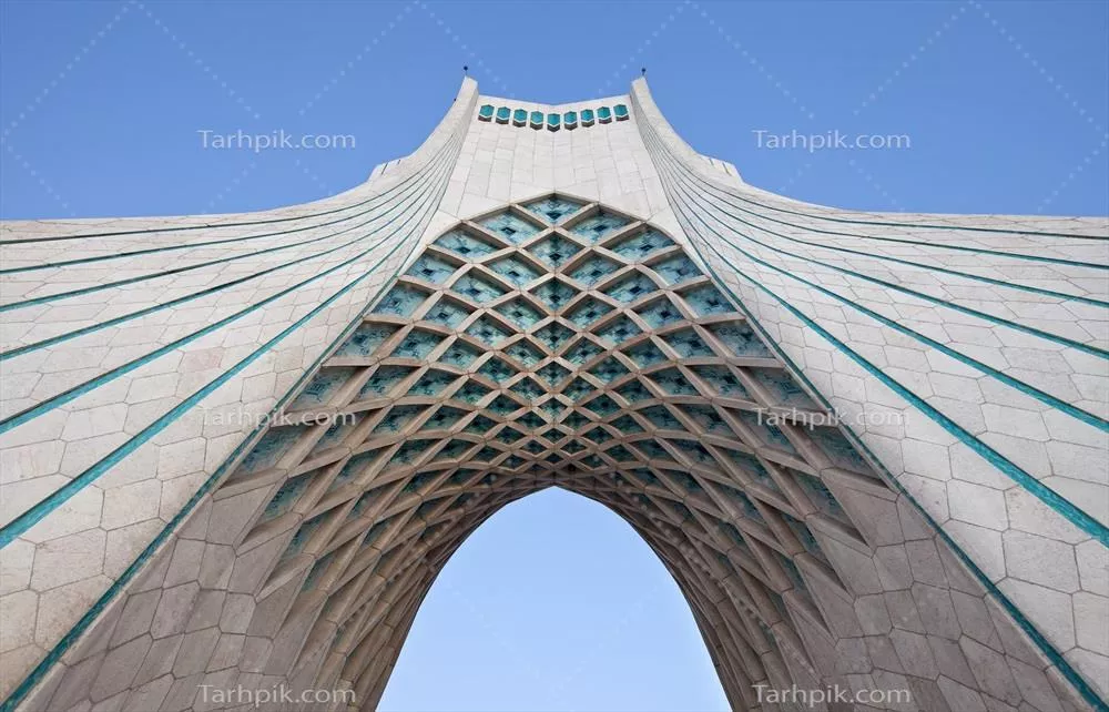 تصویر با کیفیت میدان آزادی از نمای پایین