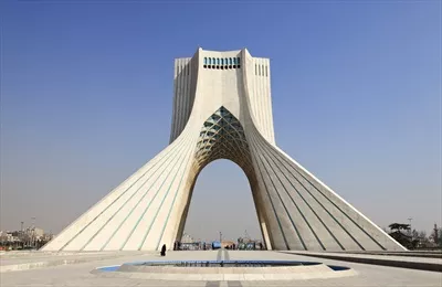 تصویر میدان آزادی تهران با کیفیت عالی مناسب چاپ