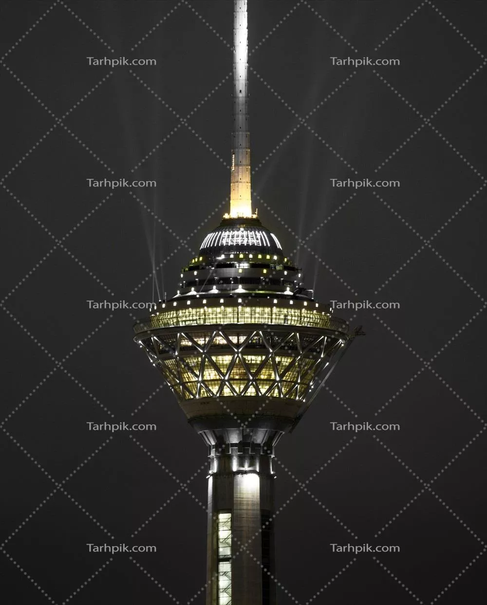 تصویر با کیفیت برج میلاد تهران در شب