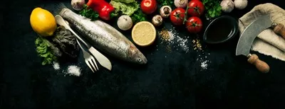 عکس با کیفیت ماهی و سبزیجات