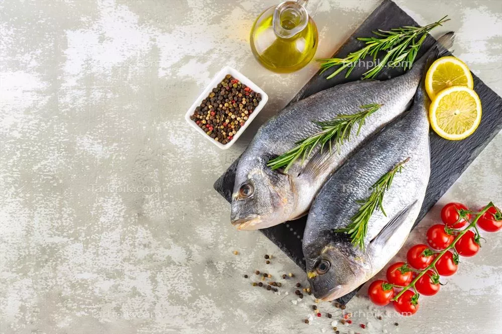 عکس ماهی آماده پخت با فضای کپی