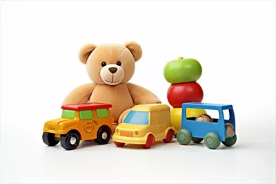 عکس اسباب بازی ها و ماشین در پس زمینه سفید جدا شده  تولیدی