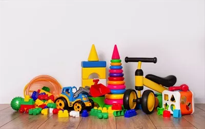 عکس مجموعه ای از اسباب بازی های کودکان برای کودکان اتاق کودکان بازی کودکان کپی  فضایی