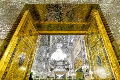عکس درب طلا حرم امام رضا علیه السلام
