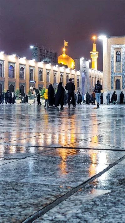 عکس حرم امام رضا در شب