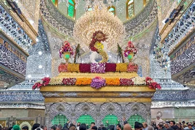 عکس ضریح مطهر امام حسین در روز میلاد