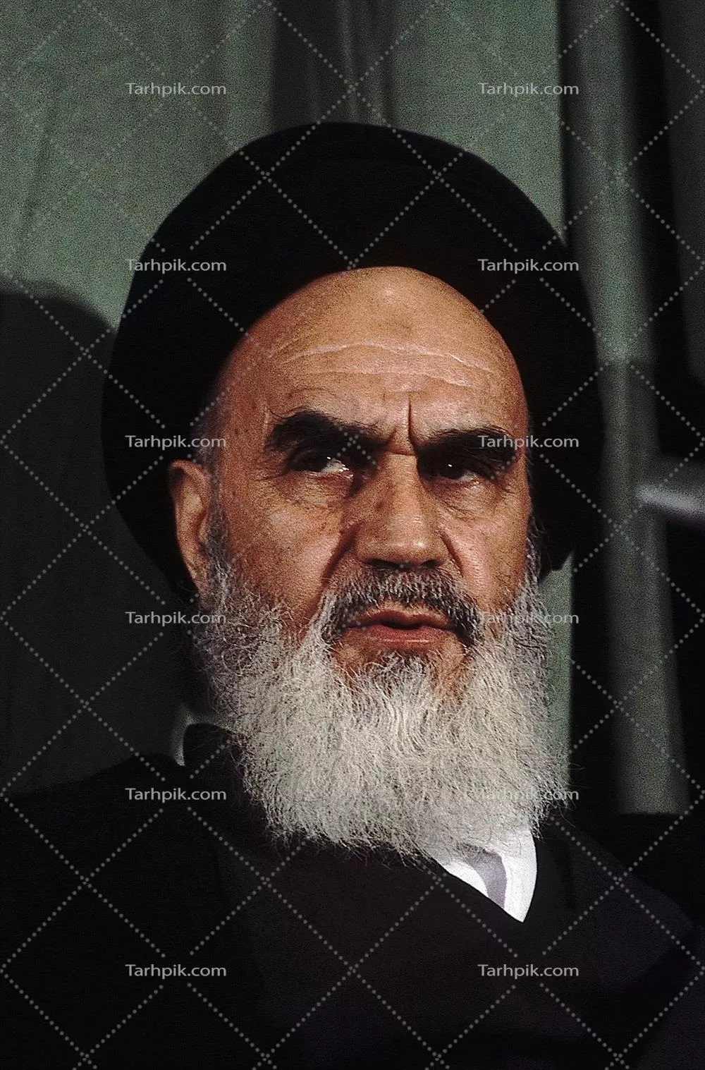 عکس بنیانگذار جمهوری اسلامی ایران رهبر پیشین انقلاب سید روح الله خمینی