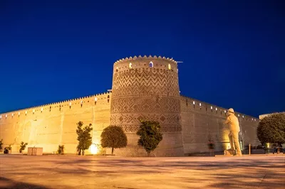 عکس ارگ ایران در شب