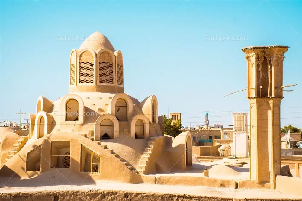 عکس کاخ تاریخی کاشان: جاذبه ای بی نظیر در دل شهر با معماری خیره کننده