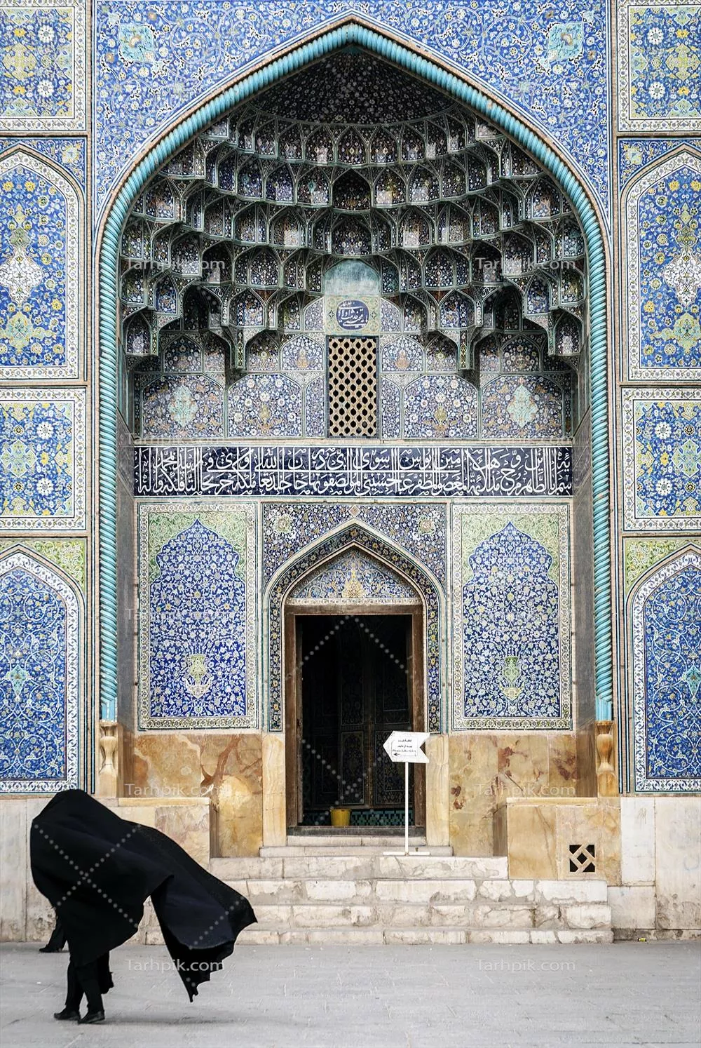 عکس مسجد شاه: نماد تاریخی و زیبای میدان نقش جهان در اصفهان