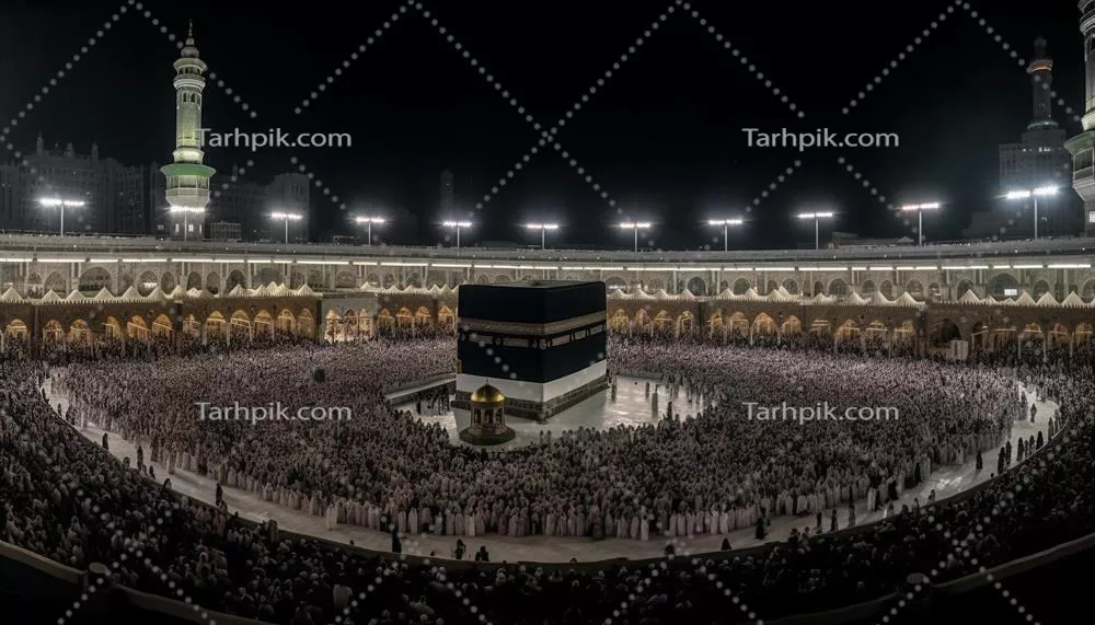 عکس شب روحانی در میدان مشهور و نورانی شهر با زیبایی خیره کننده