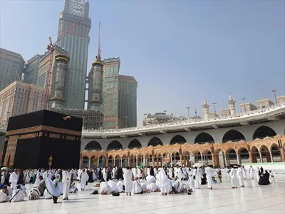 عکس زائران از سرتاسر جهان در حال طواف در مسجد الحرام مکه