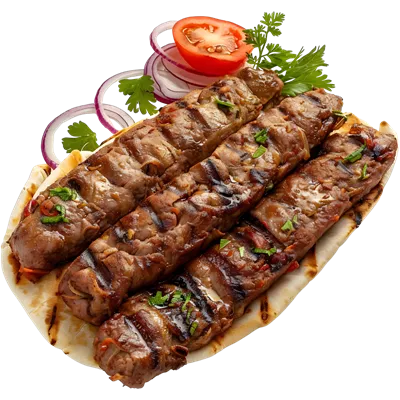 عکس دوربری تصویری زیبا از کباب گوساله کبابی با کیفیت بالا و پس زمینه شفاف