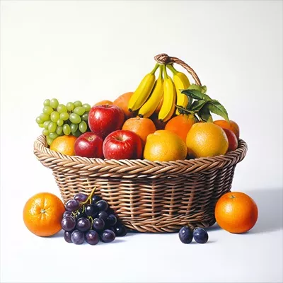 عکس سبد میوه با طراحی واقع گرایانه و بافت حصیری در نمای جانبی