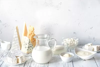 عکس مجموعه ای از محصولات لبنی متنوع و خوشمزه برای علاقه مندان