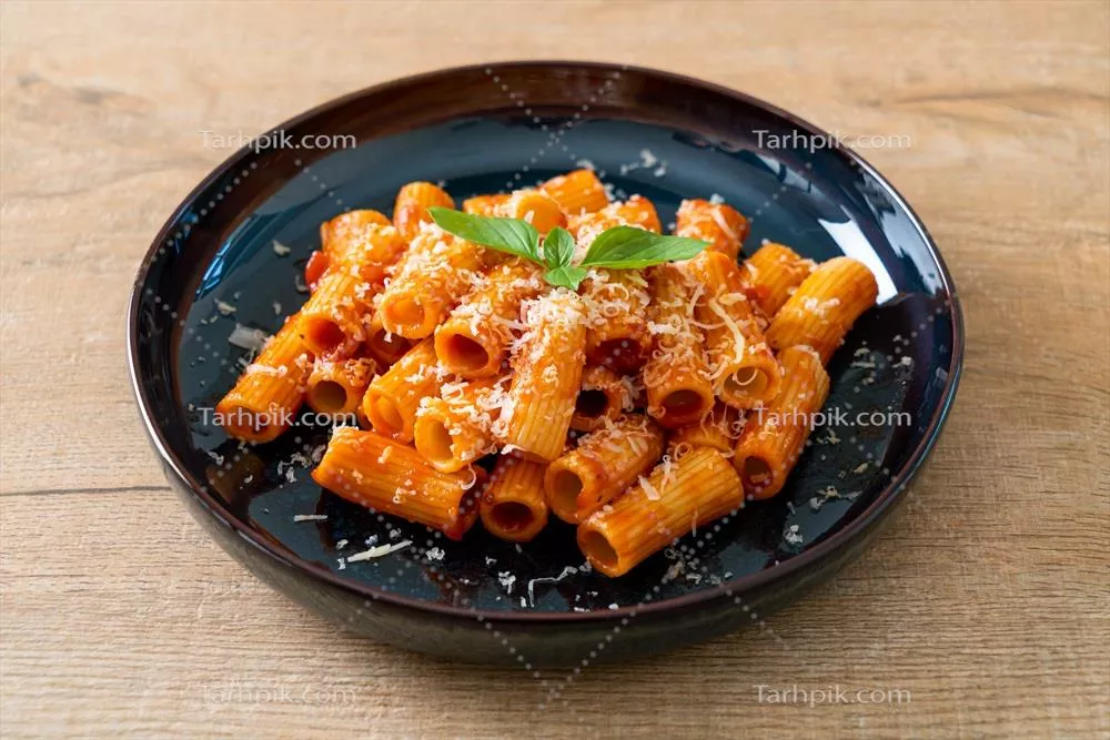 عکس طرز تهیه ریگاتونی با سس گوجه فرنگی و پنیر خوشمزه