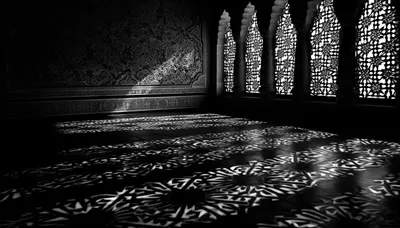 عکس طراحی داخلی خانه ای شرقی با روحیه باستانی و تزئینات زیبا