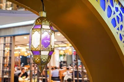 عکس چراغ های عربی زینت بخش جشن رمضان و نمادهای اسلامی
