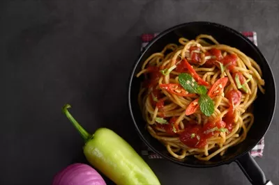 عکس طرز تهیه پاستا ایتالیایی با سس خوشمزه و ساده