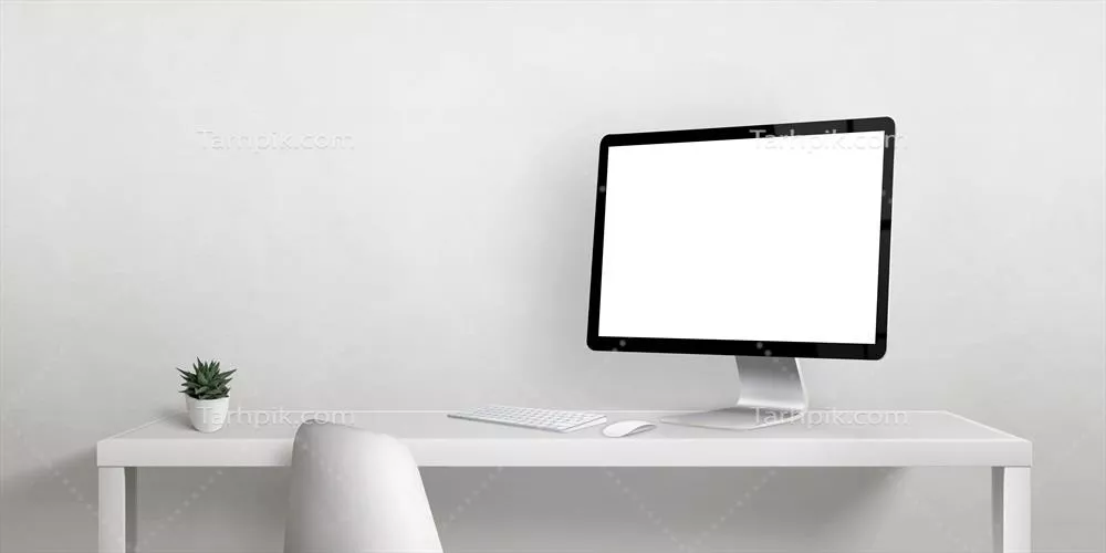 عکس نمایشگر کامپیوتری روی میز کار با فضای خالی برای تبلیغات