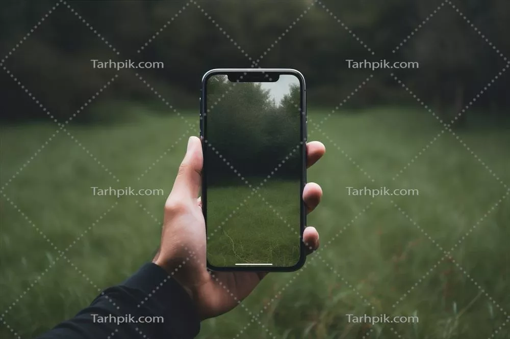 عکس ارتباطات مدرن: تأثیر فناوری بر زندگی روزمره و طبیعت