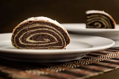 عکس طرز تهیه استرودل خوشمزه با دانه های خشخاش و طعمی بی نظیر