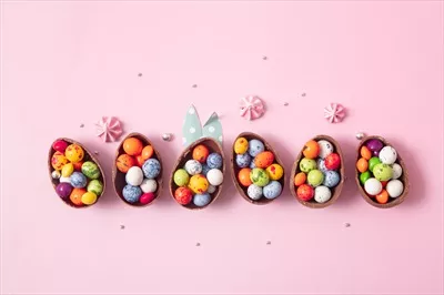 عکس تزیینات زیبا و خوشمزه برای جشن عید پاک با تخم مرغ های شکلاتی