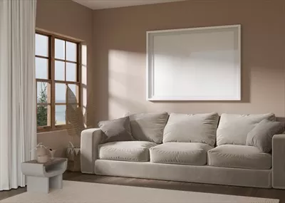 عکس قاب خالی افقی بر روی دیوار قهوه ای در یک اتاق نشیمن مدرن