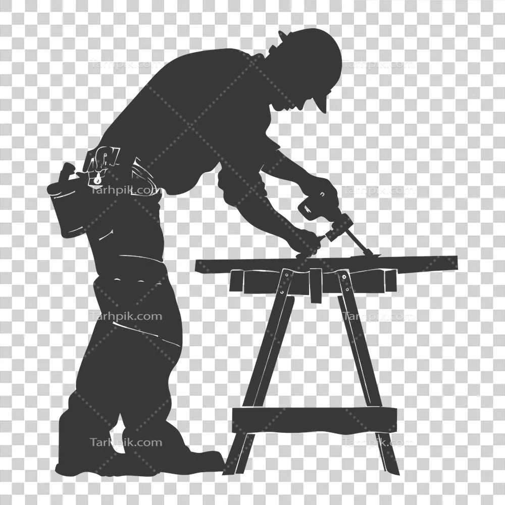 عکس دوربری تصویر سیاه و سفید از یک نجار در حال کار با جزئیات کامل