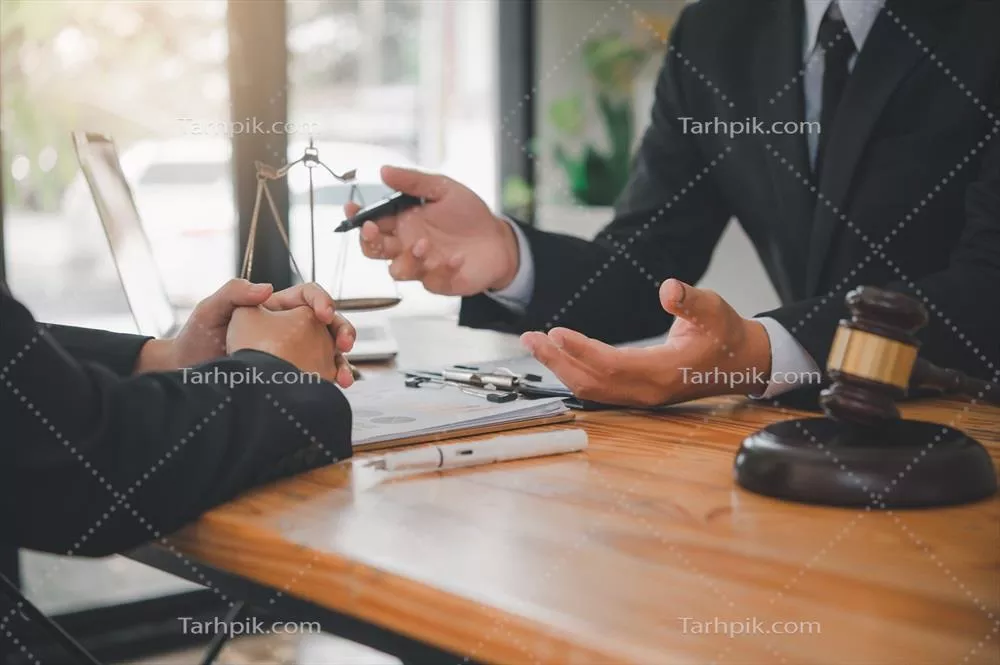 عکس مشاوره حقوقی و توافقات قضایی: راهنمایی و حمایت از مشتریان