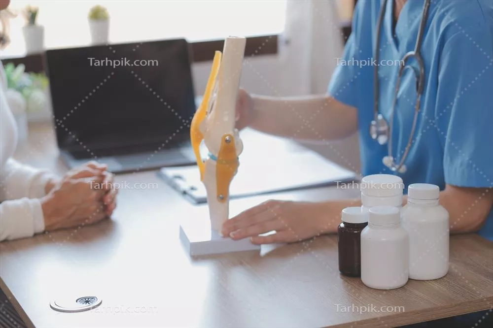 عکس مشاوره روانشناسی برای جوانان: گفتگوی عمیق با مشاور در دفتر