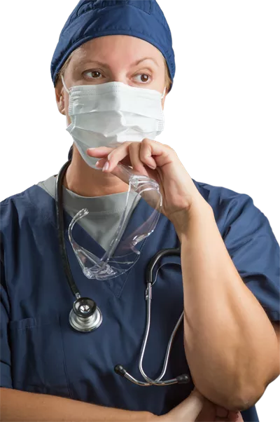 عکس دوربری پزشک یا پرستار زن با تجهیزات محافظتی و ماسک پزشکی در حال خدمت