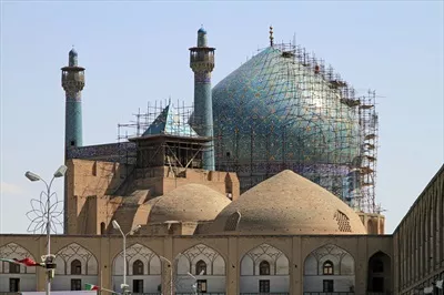 عکس نمایی زیبا از مسجد در میدان نقش جهان اصفهان، ایران
