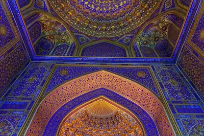 عکس زینت های گنبد و فضای داخلی مسجد ریگستان در سمرقند ازبکستان