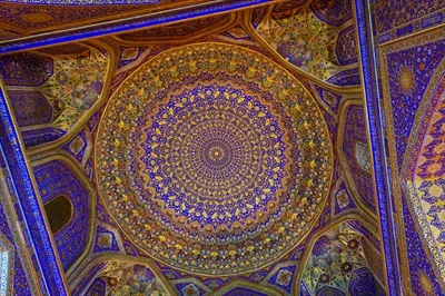 عکس زینت های گنبد و فضای داخلی مسجد ریگستان در سمرقند ازبکستان