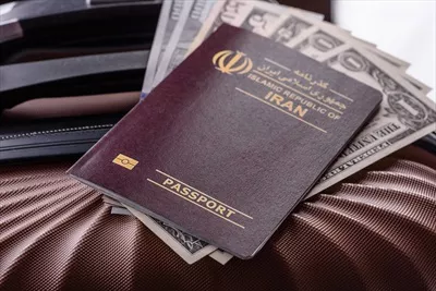 عکس مدرک شناسایی بین المللی: پاسپورت شهروند ایرانی