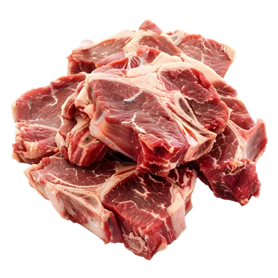 عکس دوربری گوشت خام در حالت طبیعی خود بر روی پس زمینه شفاف