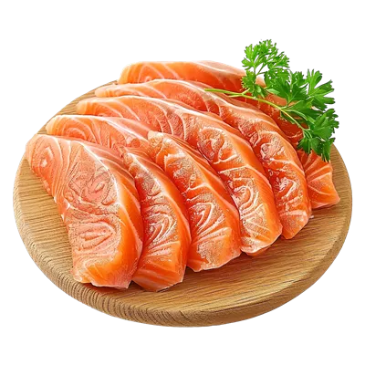 عکس دوربری قطعات تازه و خام ماهی سالمون بر روی تخته چوبی با پس زمینه شفاف