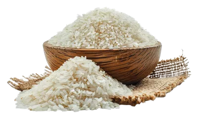 عکس دوربری برنج سفید خام در کاسه چوبی - تصویر با کیفیت بالا و شفاف