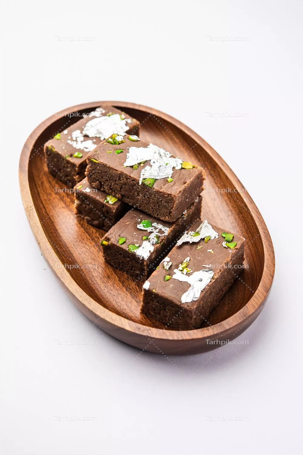 عکس طرز تهیه بارفی شکلاتی: دسر خوشمزه و متفاوت برای جشن ها