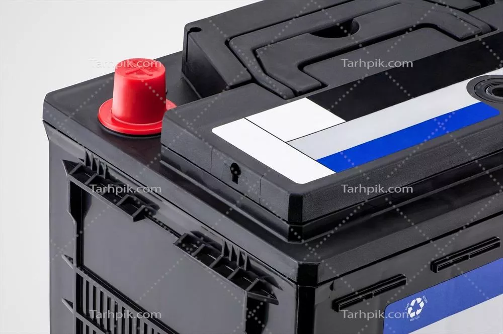 عکس بررسی جزئیات باتری خودرو با رنگ مشکی و طراحی منحصر به فرد