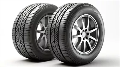 عکس تایرهای اتومبیل بر روی پس زمینه سفید با کیفیت بالا و طراحی خلاقانه