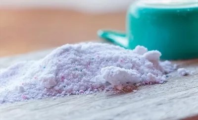 عکس پودر شوینده: بررسی ویژگی ها و کاربردهای آن در زندگی روزمره
