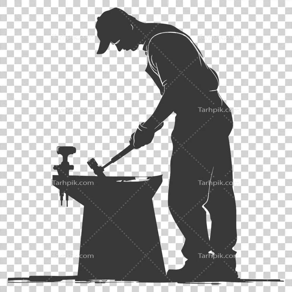 عکس دوربری تصویر سیاه سفید از یک آهنگر در حال کار با جزئیات دقیق و هنری