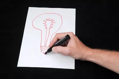 عکس نقاشی زیبا از یک لامپ با طراحی خلاقانه و جذاب